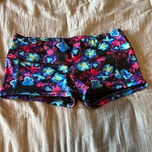 Fleo Low Rise Contour Mean Gleam Shorts